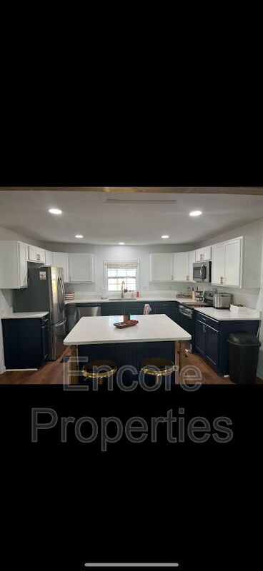 4232 Chalybeate Springs Rd in Fuquay Varina, NC - Building Photo - Building Photo