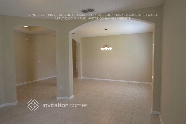 3209 Wandering Oaks Dr in Orange Park, FL - Foto de edificio - Building Photo