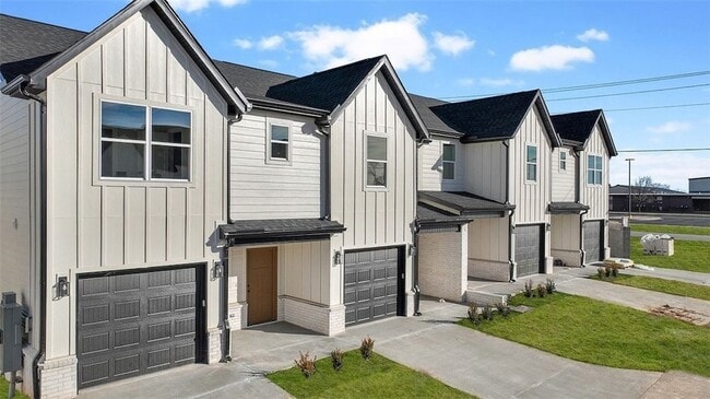 property at 1702 Cuppett Cir