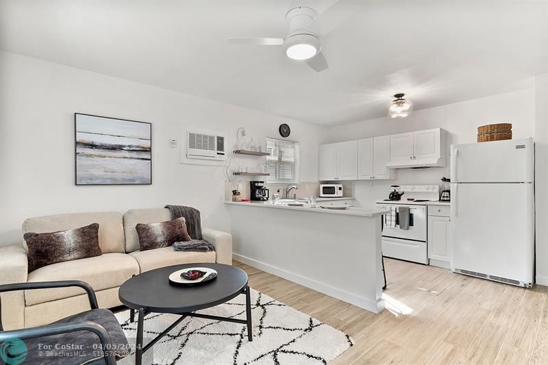 1215 NE 17th Ave, Unit 8 in Fort Lauderdale, FL - Building Photo