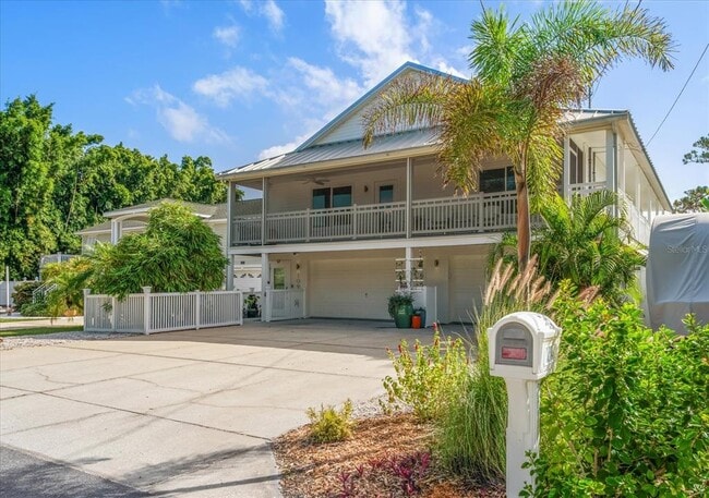 109 Peterson Ln in Palm Harbor, FL - Building Photo - Building Photo