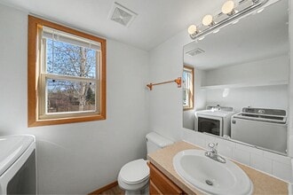 2348 Forsythia Ct in Loveland, CO - Building Photo - Building Photo