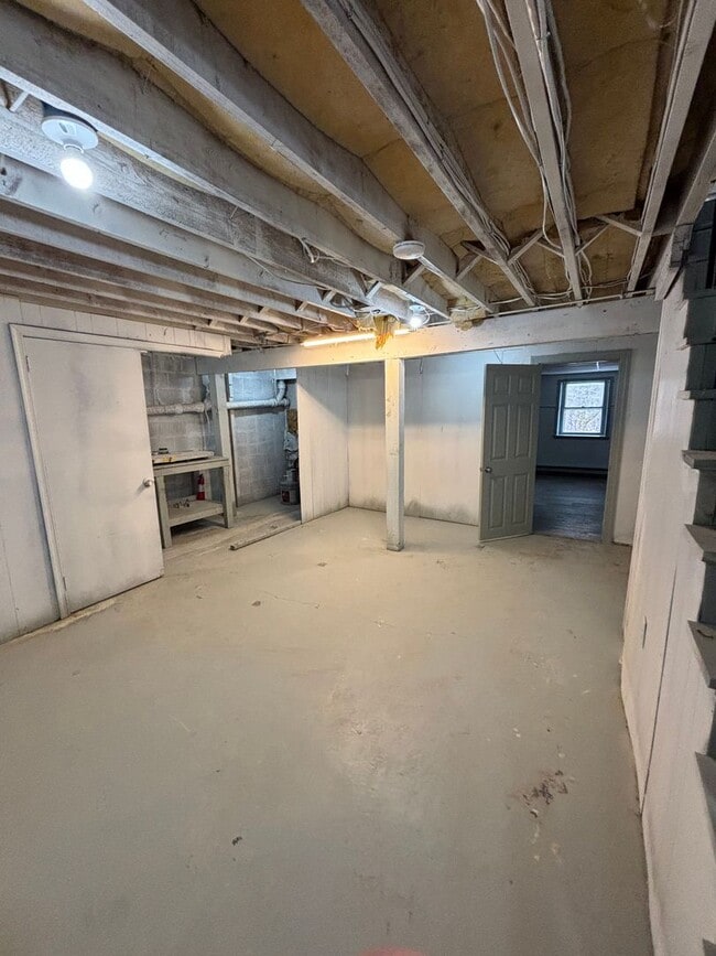 property at 605 Manatawny St