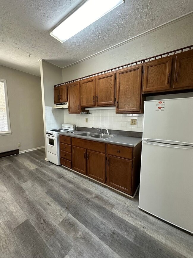 2504 Main St in Lafayette, IN - Building Photo - Building Photo