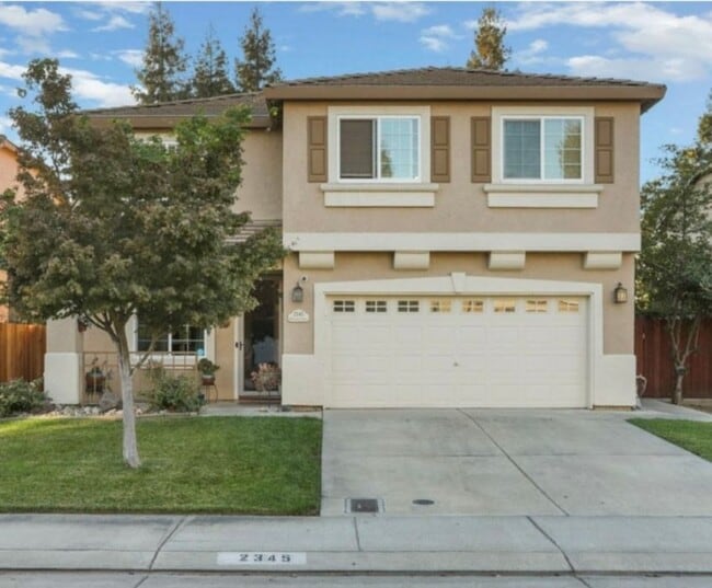 2345 Monument Dr in Lodi, CA - Building Photo - Building Photo