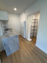 2421 SW 26th Terrace in Miami, FL - Building Photo - Building Photo
