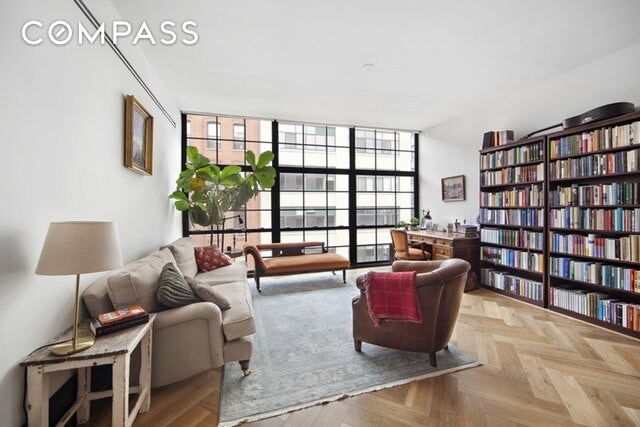 51 Jay St in Brooklyn, NY - Building Photo