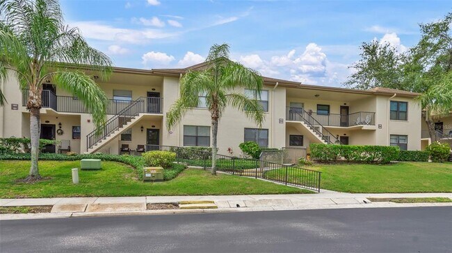 1653 Seascape Cir in Tarpon Springs, FL - Building Photo - Building Photo