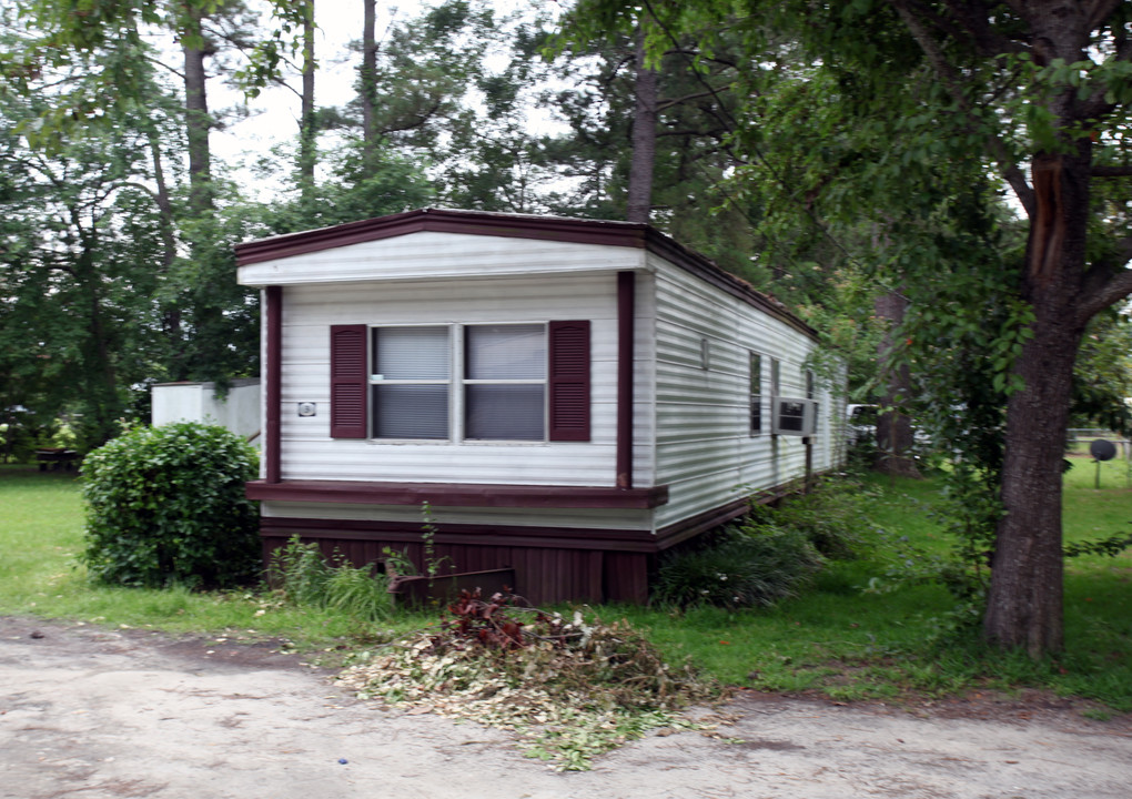 1530 Bluff Dr NE in Leland, NC - Building Photo