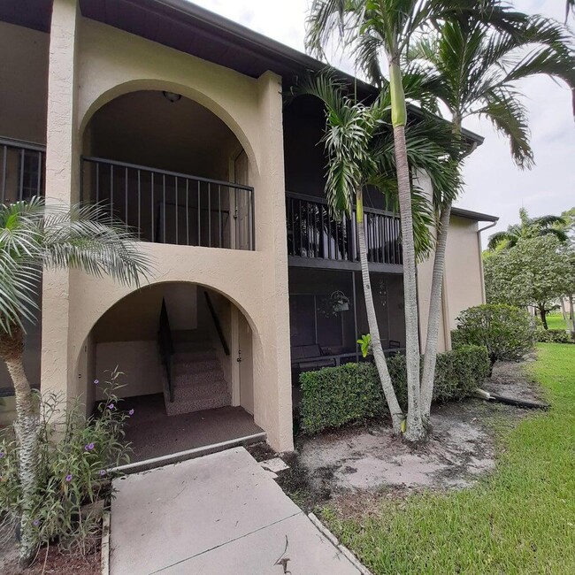 property at 539 Shady Pine Way