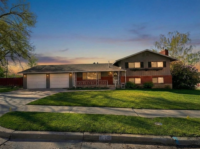 property at 579 N Highland Blvd