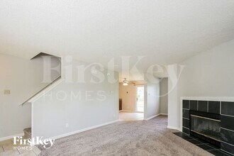 19553 Tradewinds Dr in Noblesville, IN - Building Photo - Building Photo