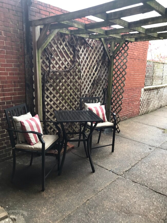 2535 Fleet St, Unit 3