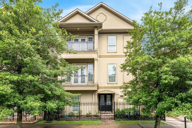 property at 1316 Birdsall St