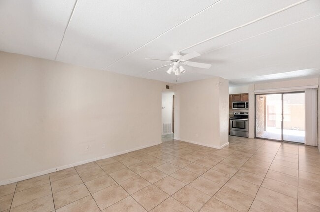 7110 E Continental Dr in Scottsdale, AZ - Building Photo - Building Photo