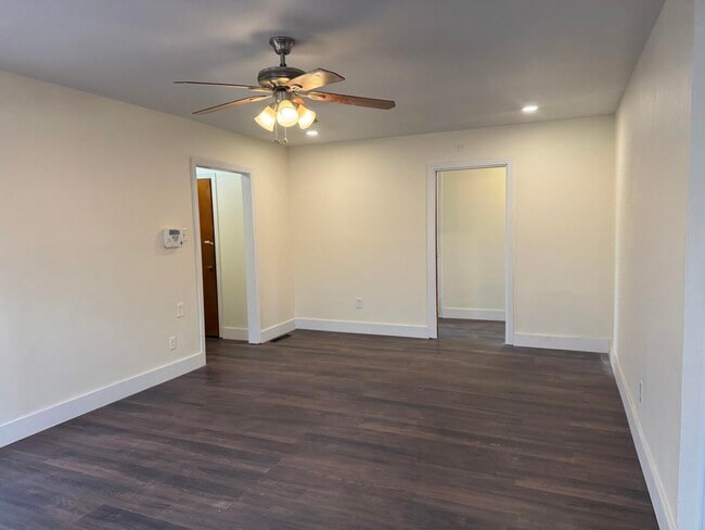 1905 36th St in Lubbock, TX - Building Photo - Building Photo