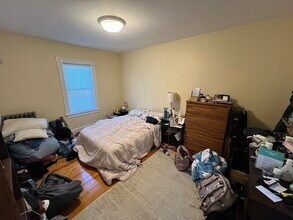 9 White St, Unit 1 in Cambridge, MA - Foto de edificio - Building Photo