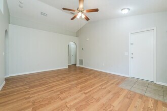 3119 Whispering Trails St in Winter Haven, FL - Building Photo - Building Photo
