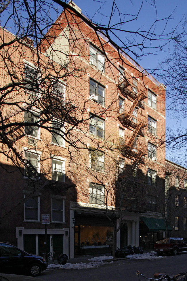 120 Sullivan St in New York, NY - Building Photo - Building Photo