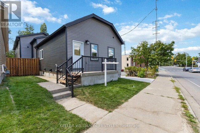 property at 178 Woodward Ave