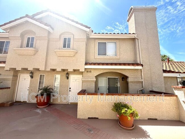 201 Laurel Ave in Brea, CA - Building Photo - Building Photo