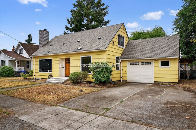 property at 4921 SE 76th Ave