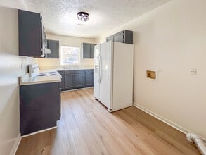 22 Fox Hill Dr in Kilmarnock, VA - Building Photo - Building Photo