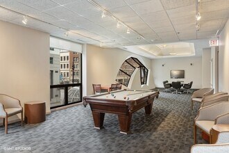 70 W Huron St, Unit 603 in Chicago, IL - Building Photo - Building Photo