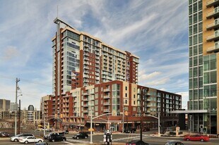 600 12th Ave S in Nashville, TN - Building Photo