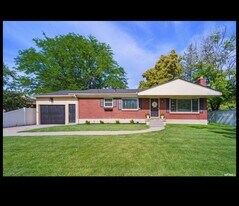 4580 S 600 E, Unit 1 in Murray, UT - Building Photo