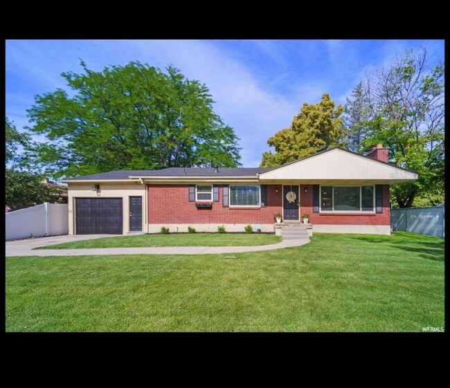 property at 4580 S 600 E