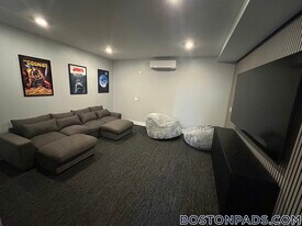 365 Western Ave, Unit 307 in Boston, MA - Building Photo