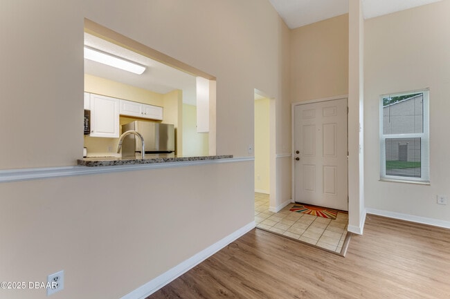 121 Bob White Ct in Daytona Beach, FL - Building Photo - Building Photo