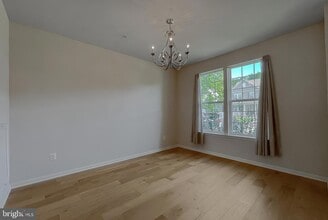 44017 Swift Fox Dr in California, MD - Building Photo - Building Photo