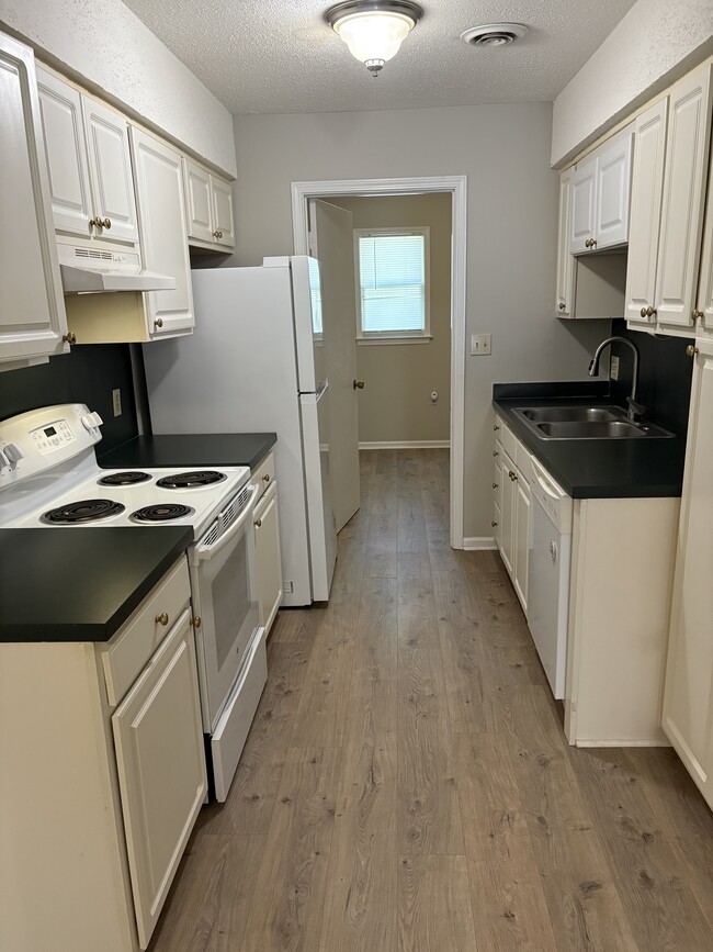 4060 Whisker Pole, Unit B in Myrtle Beach, SC - Building Photo - Building Photo