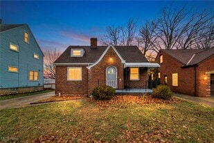 766 E 232nd St in Euclid, OH - Building Photo