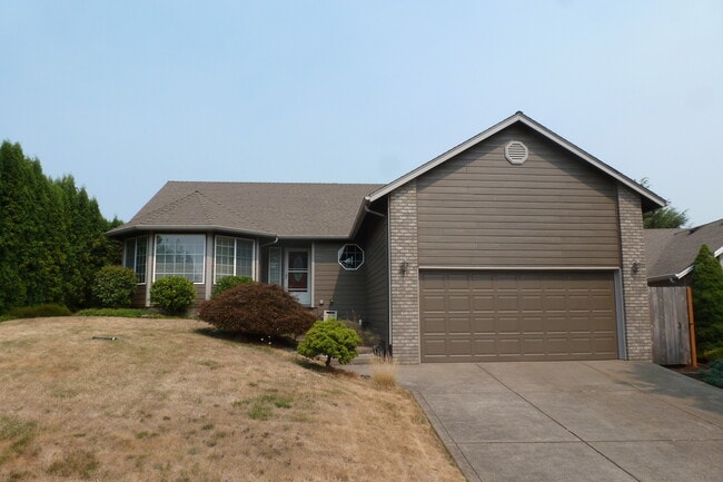 5456 Monterey Dr SE