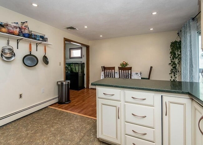 23 Copley Ave in Waltham, MA - Building Photo - Building Photo