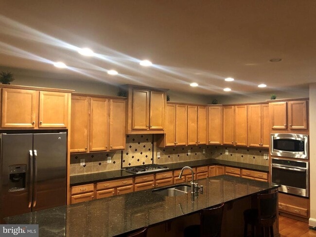 44388 Foxthom Terrace in Ashburn, VA - Building Photo - Building Photo