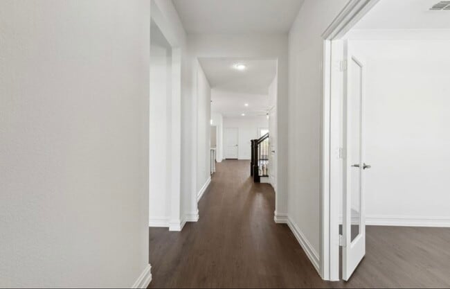property at 4944 Ripley Ave
