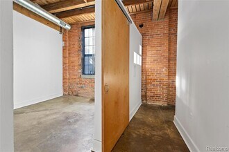 5766 Trumbull-Unit -110 in Detroit, MI - Building Photo - Building Photo