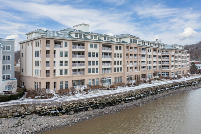 Paradise Harbor in Piermont, NY - Building Photo - Building Photo