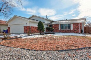 12490 E Exposition Ave in Aurora, CO - Building Photo