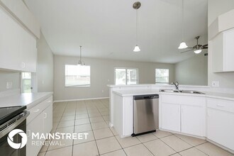 102 Ashley Loop in Davenport, FL - Building Photo - Building Photo