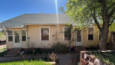 825 Midland Ave in Manitou Springs, CO - Building Photo - Building Photo