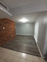 9022 Millwood Dr in Rowlett, TX - Foto de edificio - Building Photo