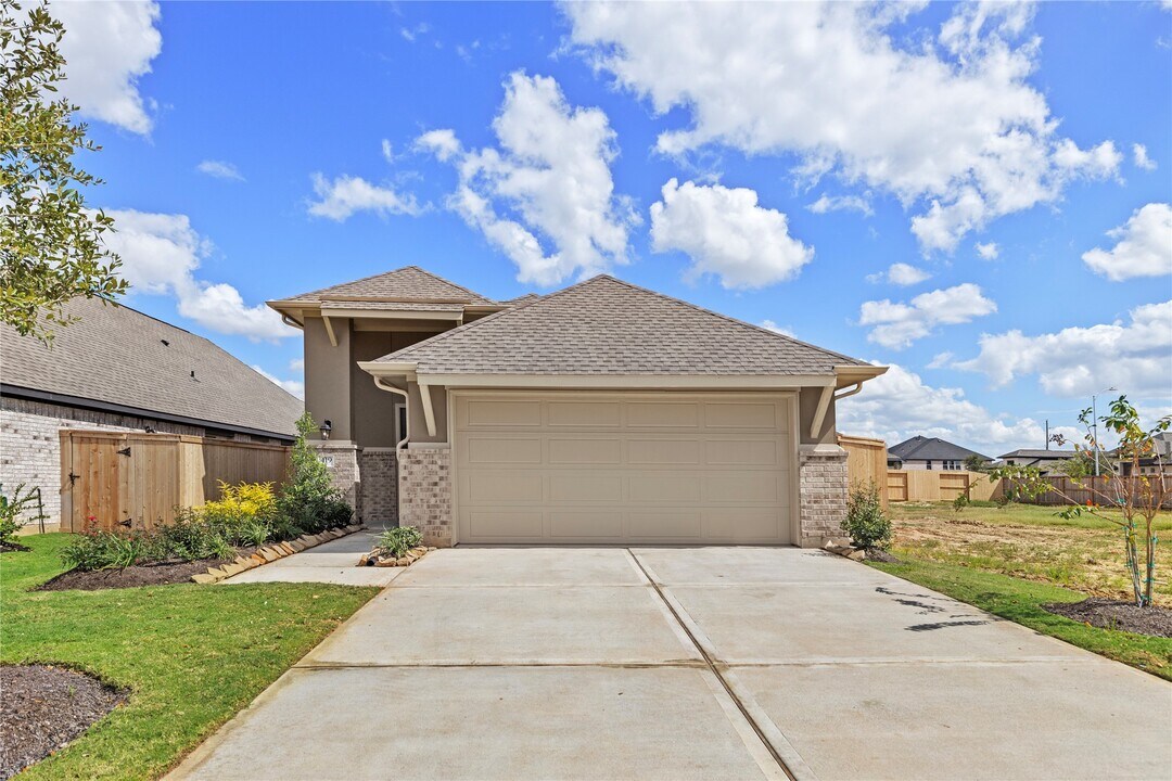 419 Twilight Mdw Wy in Richmond, TX - Building Photo