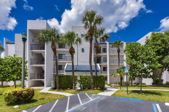 1605 S US Highway 1, Unit B105 in Jupiter, FL - Building Photo