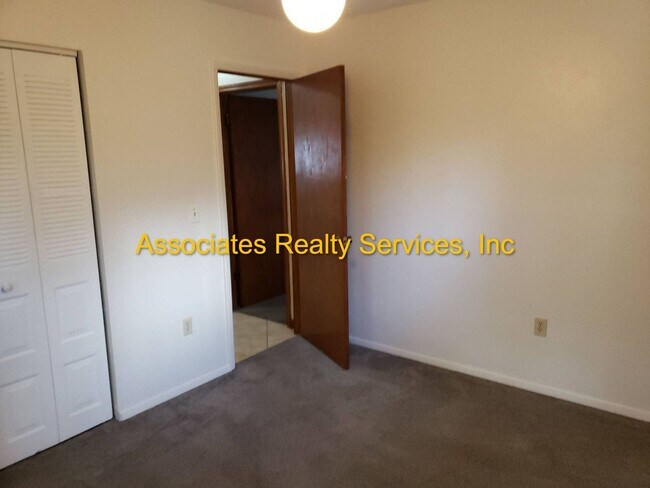 4023 NW 30th Ter in Gainesville, FL - Building Photo - Building Photo