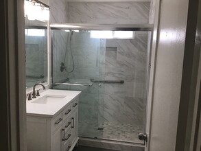 448 N Alta Vista Blvd in Los Angeles, CA - Building Photo - Building Photo